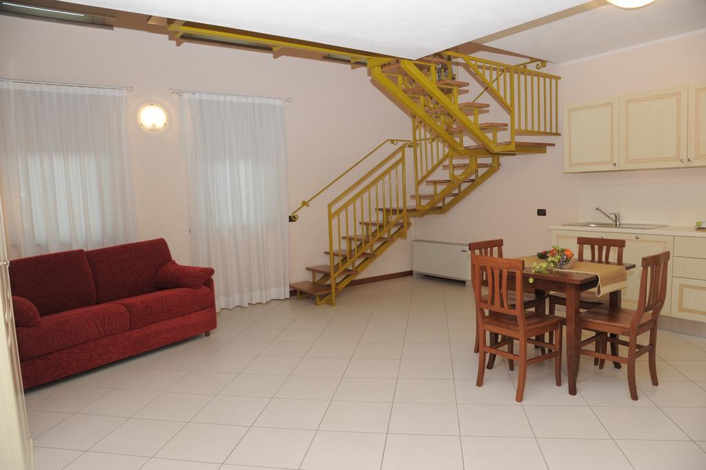 Hotel Plazza Porcari Dış mekan fotoğraf