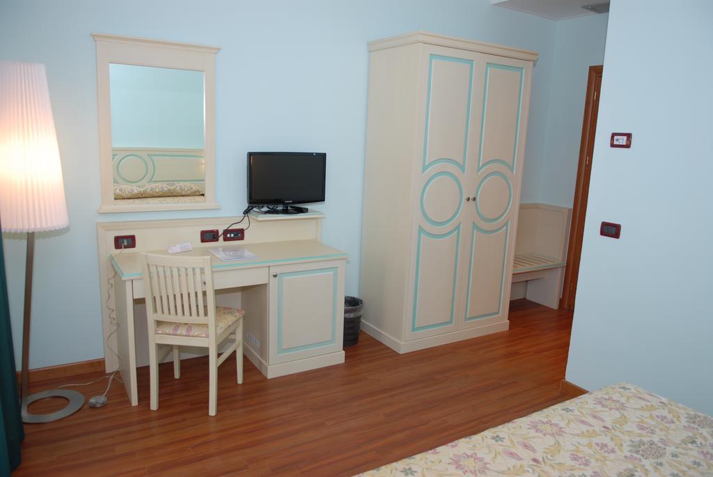 Hotel Plazza Porcari Dış mekan fotoğraf
